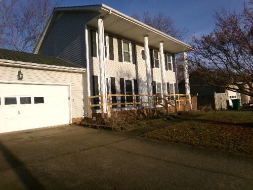 1065 Biltmore Pl, Clarksville, TN, 37042-4766 | Card Image