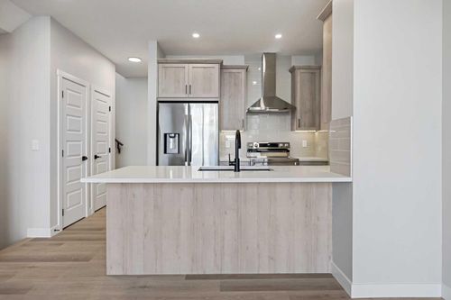 2194 Bayview Drive Sw, Airdrie, AB, T4B5N4 | Card Image