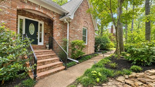 828 Pearson Oaks Dr, Collierville, TN, 38017-1318 | Card Image