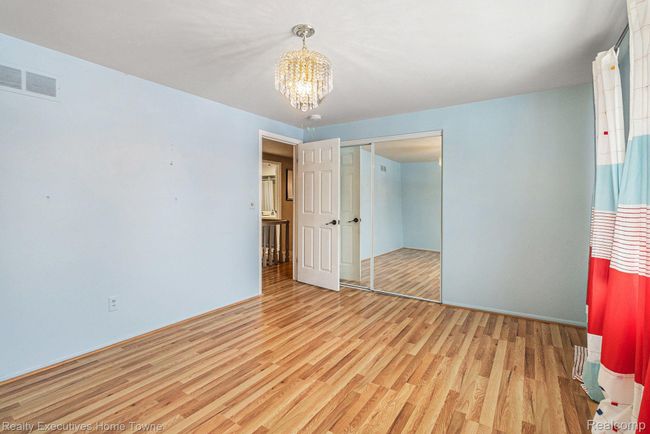 4819 Thorntree Dr, House other with 4 bedrooms, 3 bathrooms and null parking in West Bloomfield MI | Image 27