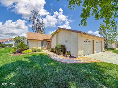 42203 Village 42, Camarillo, CA, 93012-8929 | Card Image