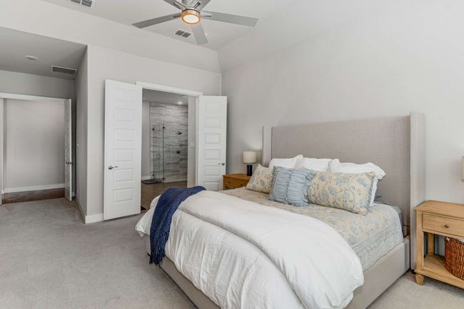 Spacious primary bedroom suite! | Image 14