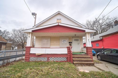 6511 Fullerton Ave, Cleveland, OH, 44105-3444 | Card Image