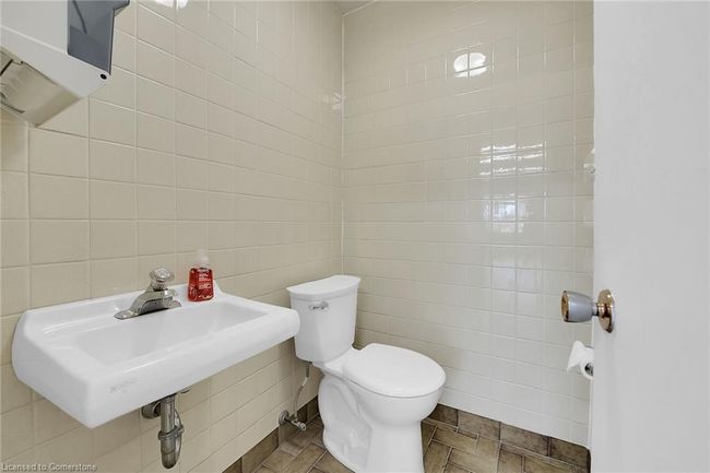 104 - 8268 20 Highway, Home with 0 bedrooms, 0 bathrooms and 20 parking in Smithville ON | Image 18