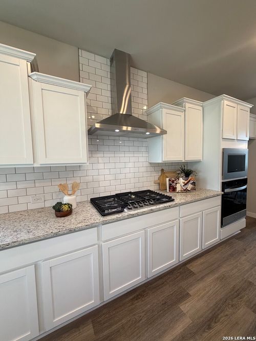 15540 Salmon Spg, San Antonio, TX, 78253-3946 | Card Image