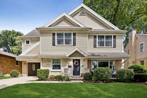 575 Fern Ave, Elmhurst, IL, 60126-4141 | Card Image