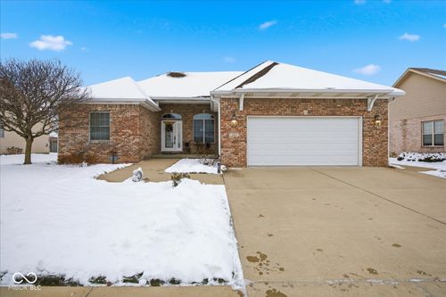 1436 Bark Ln, Shelbyville, IN, 46176-3167 | Card Image