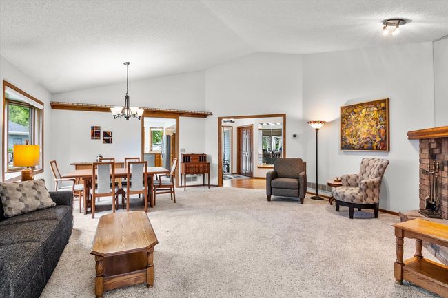 So roomy and spacious. | Image 8