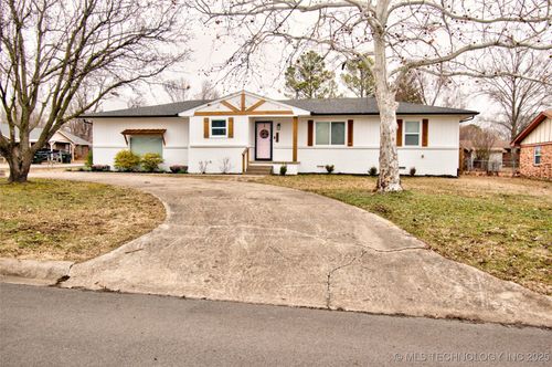 302 S Meigs St, Fort Gibson, OK, 74434-8307 | Card Image