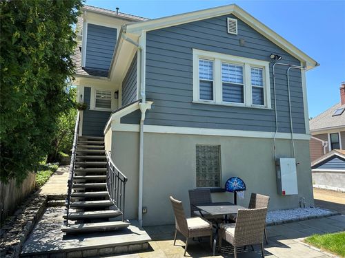 39 Marshall Rd, Yonkers, NY, 10705-2500 | Card Image
