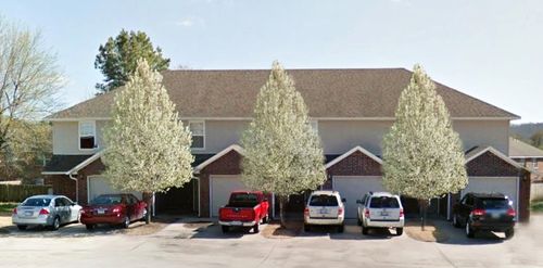 2223 W Deane St, Fayetteville, AR, 72703-1202 | Card Image