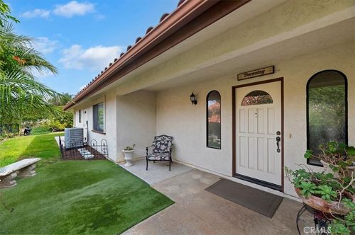 1168 N Crescent Ridge Rd, Fallbrook, CA, 92028-3660 | Card Image