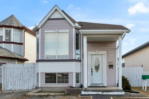 8035 Laguna Way Ne, Calgary, AB, T1Y7A3 | Card Image