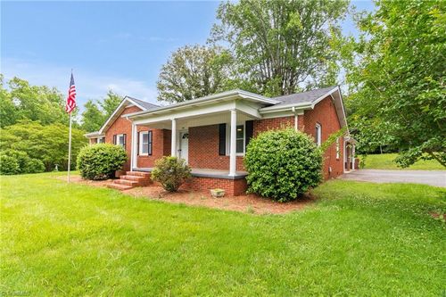 518 E Main St, Franklinville, NC, 27248-8606 | Card Image