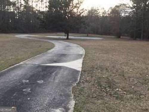550 Ginger Cake Rd, Fayetteville, GA, 30214-1042 | Card Image
