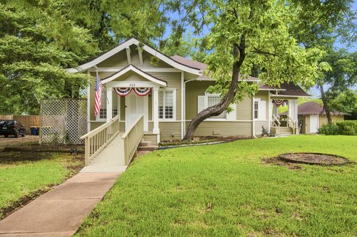313 Corsicana St, Hillsboro, TX, 76645-3038 | Card Image