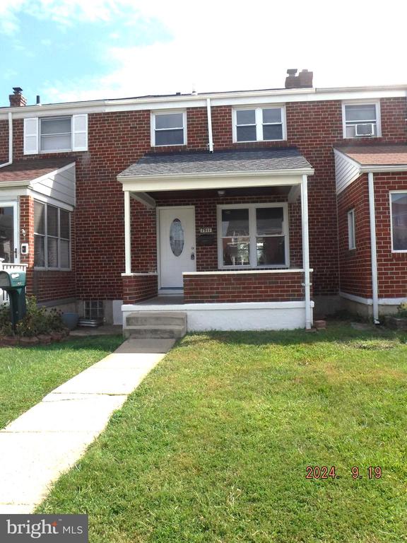 Charlesmont Rd, Dundalk, MD 21222