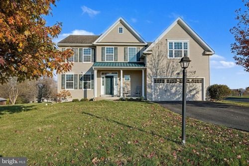 118 Fairbrook Dr, Gilbertsville, PA, 19525-8671 | Card Image