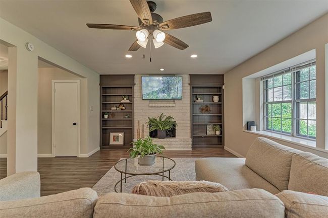6319 Craigway Rd, House other with 4 bedrooms, 3 bathrooms and 2 parking in Spring TX | Image 10