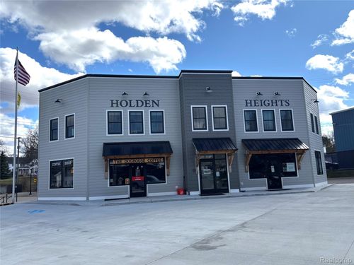 15 Barrows St, Metamora, MI, 48455-9386 | Card Image