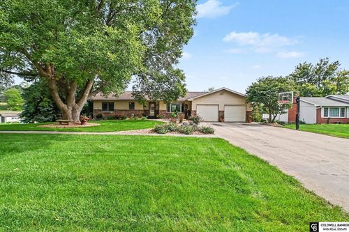 908 5th St, Wisner, NE, 68791-2124 | Card Image