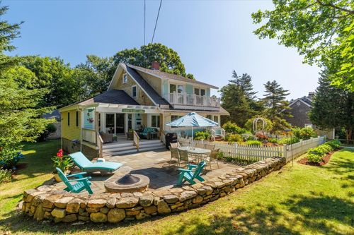 152 Namequoit Rd, Orleans, MA, 02653-4605 | Card Image