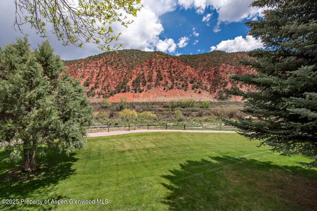 368 Meadow Ln, House other with 4 bedrooms, 3 bathrooms and null parking in Glenwood Springs CO | Image 37