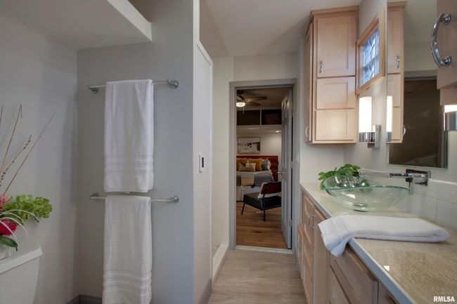 313 S 10 Th St, House other with 4 bedrooms, 3 bathrooms and null parking in QUINCY IL | Image 26