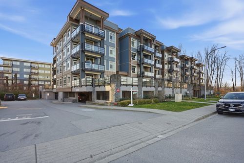301-45562 Airport Rd, Chilliwack, BC, V2P0J8 | Card Image