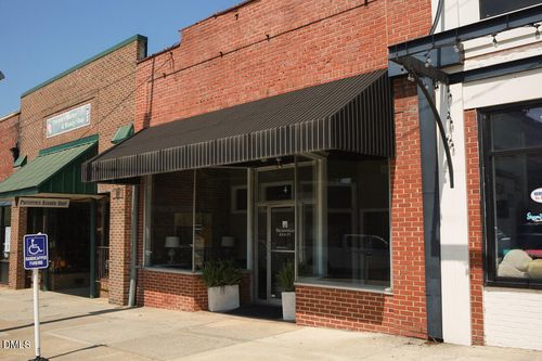 4 S Main St, Franklinton, NC, 27525-1317 | Card Image