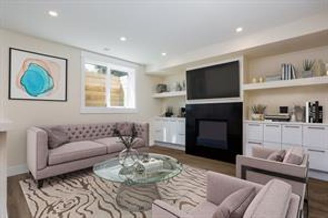 1427 4 St Nw, House detached with 7 bedrooms, 7 bathrooms and 4 parking in Calgary AB | Image 38