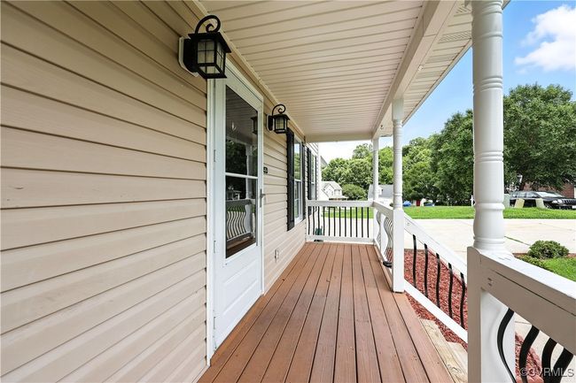 Front Porch | Image 4