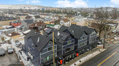 4132 Victory Blvd, Staten Island, NY, 10314-6741 | Card Image