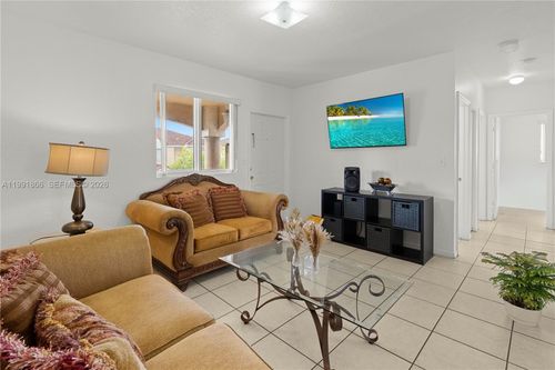 unit-201-317 E 3rd St, Hialeah, FL, 33010-6213 | Card Image