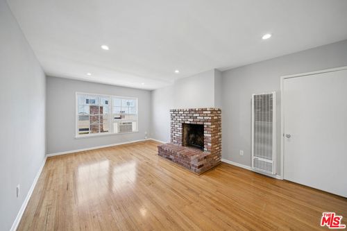 5303-12-5303 Vantage Avenue, Valley Village, CA, 91607 | Card Image