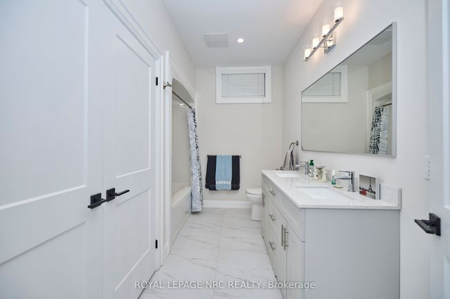 1174 Spears Rd, House other with 5 bedrooms, 3 bathrooms and 4 parking in Fort Erie ON | Image 30