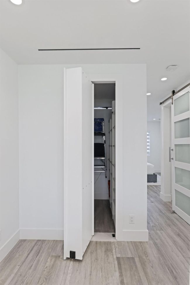 APT-107 - 2895 Ne 32 Nd St, Condo with 1 bedrooms, 1 bathrooms and null parking in Fort Lauderdale FL | Image 8