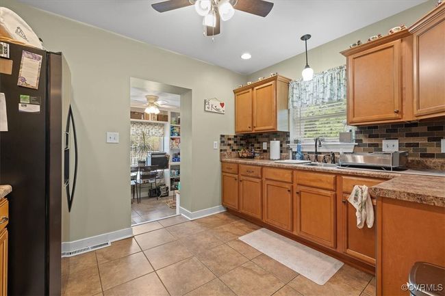 1926 Point Of Rocks Rd, House other with 4 bedrooms, 2 bathrooms and null parking in Chester VA | Image 8