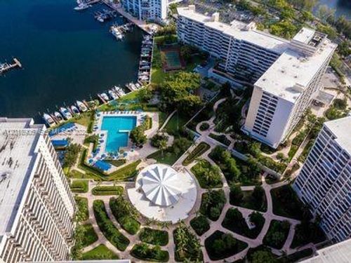 920-600 Three Islands Blvd, Hallandale Beach, FL, 33009-7801 | Card Image