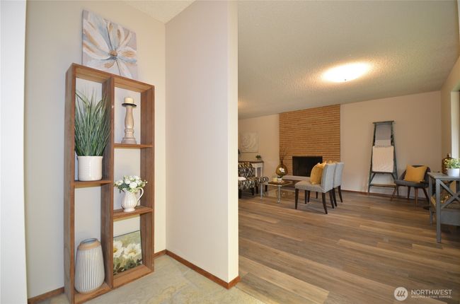 Entryway with Large Living Space to the Right | Image 8