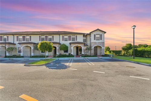 11456 W 33rd Way, Hialeah, FL, 33018-2206 | Card Image