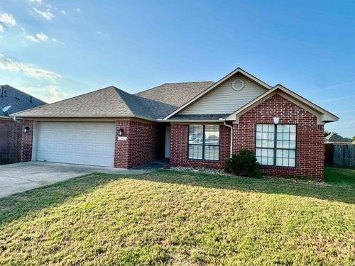 2460 Apple Blossom Ln, Conway, AR, 72034-8443 | Card Image