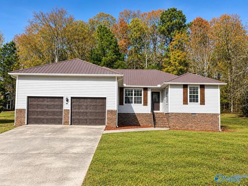1028. Lakeview Lane, Arab, AL, 35016 | Card Image