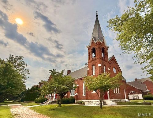 702 Henry St, Alton, IL, 62002-3634 | Card Image