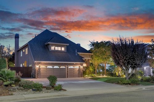 1910 Conte Way, Morgan Hill, CA, 95037-7220 | Card Image