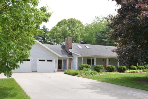 48463 Orchard Dr, Mattawan, MI, 49071-9756 | Card Image