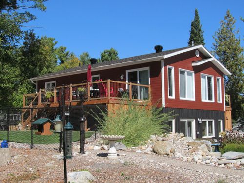 2981 White Lake Rd, White Lake, ON, K0A3L0 | Card Image