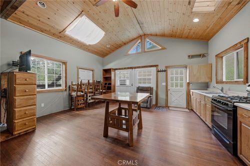 6400 Scotts Valley Rd, Lakeport, CA, 95453-9477 | Card Image