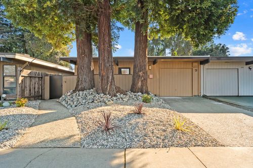 9 Blue Heron Court, Sacramento, CA, 95833 | Card Image