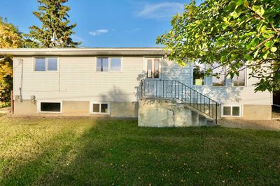 10812 103a St, House detached with 3 bedrooms, 1 bathrooms and 6 parking in Peace River AB | Image 1